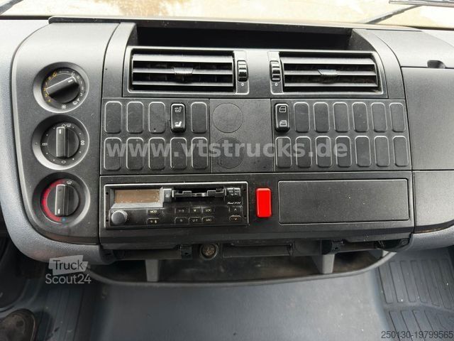 Transporter mit Pritsche & Plane MERCEDES-BENZ Atego 817 4x2 Pritsche+Plane 7,5 t.