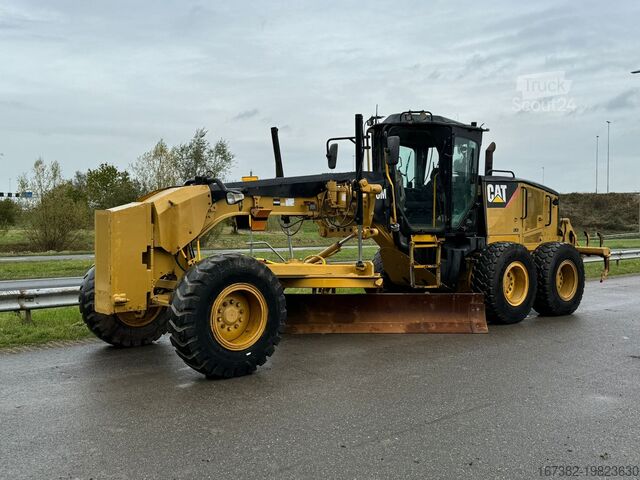 Grader Caterpillar 140M