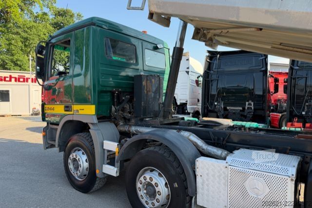 Kiper kamion MERCEDES-BENZ Actros 3244 8x4 Rückwärtskipper