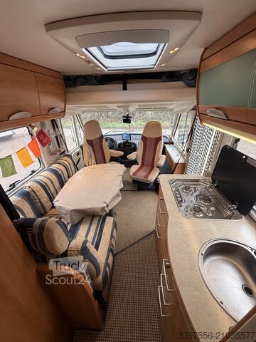  Hymer B524