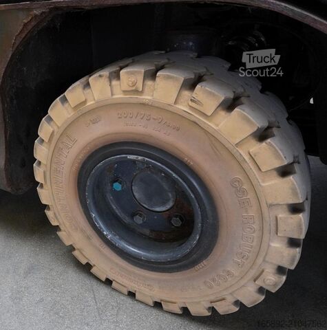 Chariot élévateur Linde P 250 127-05