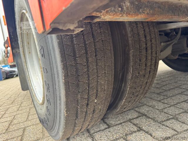 Véhicule de lutte contre les incendies MAN 10.163 **FIRETRUCK-POMPIER+WINCH**