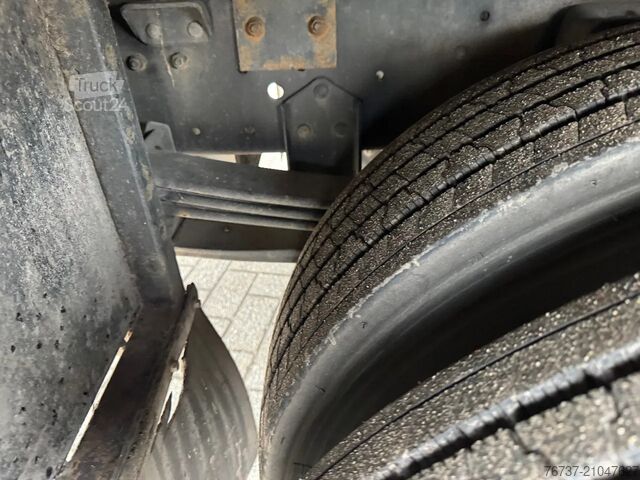 Véhicule de lutte contre les incendies MAN 10.163 **FIRETRUCK-POMPIER+WINCH**