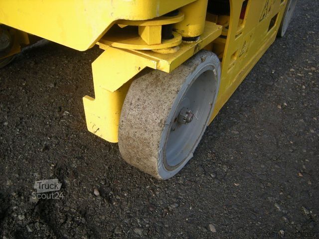 Piattaforma di lavoro GENIE GS 1330, Genie mit neuen Batterien, 5,9 m