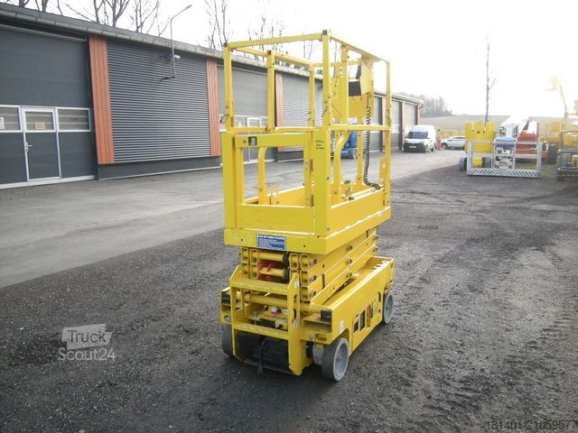 Piattaforma di lavoro GENIE GS 1330, Genie mit neuen Batterien, 5,9 m