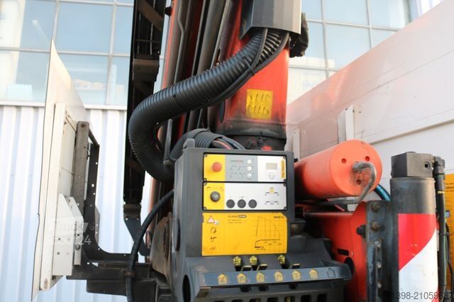 Ciężarówka z płaską platformą MAN TGX 26.400 6x2-4  Kran Palfinger + FUNK / RC