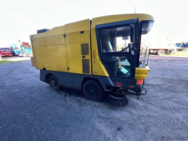 Kehrmaschine Ravo 530 VEEGMACHINE/SWEEPER!!