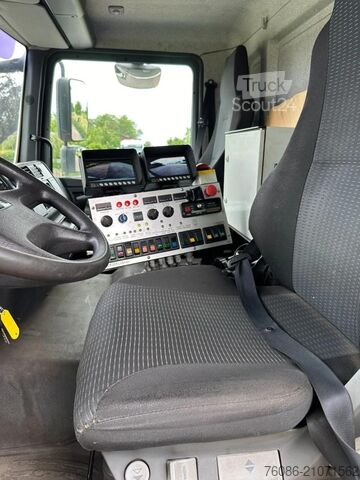 Sweeper MAN TGM 18.340 BEKKER LaGram/FAUN RAIL SWEEPER/Eise...