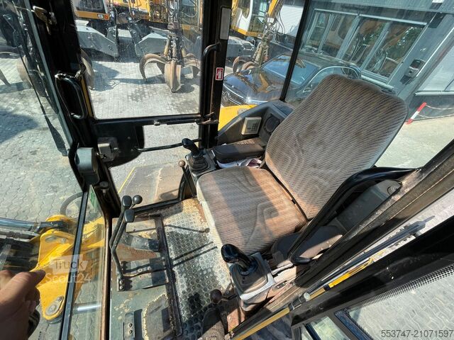 Minigraver Terex TC48