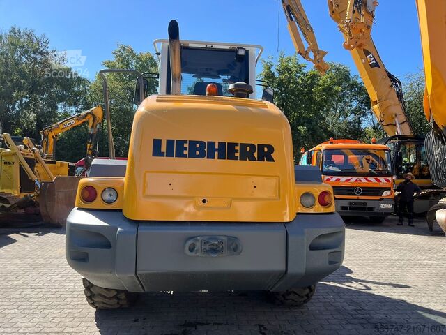 Wiellader Liebherr L524 2plus2
