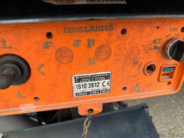 Gesloten bak Van Hool 3 assige kasten trailer LBW LAADKLEP 2500kg