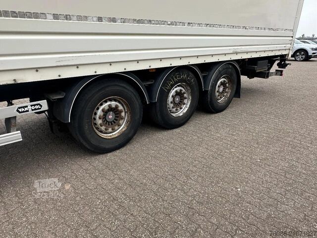 Gesloten bak Van Hool 3 assige kasten trailer LBW LAADKLEP 2500kg