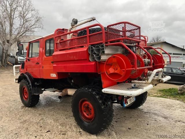 Feuerwehrfahrzeug Unimog 1550 L