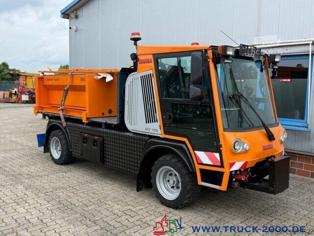 Dodávka s vysokou strechou Hansa Hansa AZP 1003L Winterdienst-Streuer + Schild