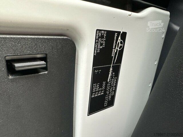 Kombi z visokim stropom Mercedes-Benz Sprinter 316 CDI Maxi Schwingsitz Kamera Navi