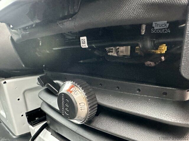 Kombi z visokim stropom Mercedes-Benz Sprinter 316 CDI Maxi Schwingsitz Kamera Navi