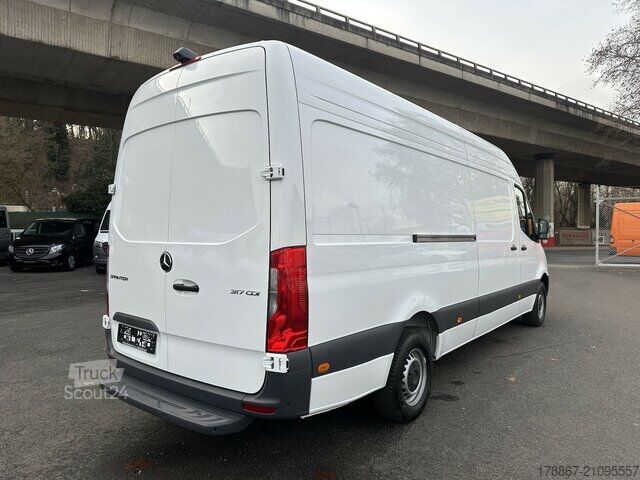 Furgoneta de caja alta Mercedes-Benz Sprinter 317 CDI RWD L3 L4 Maxi MOPF