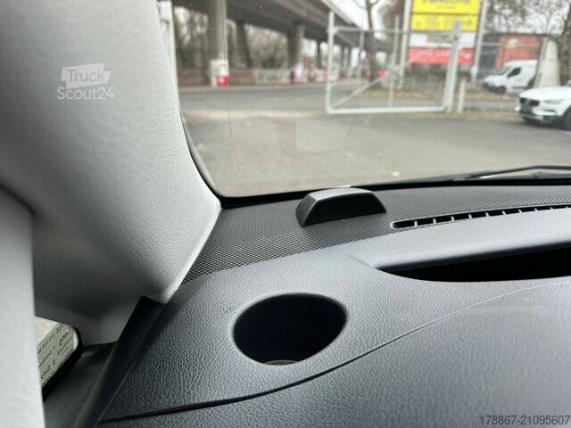 Dostosowany van Mercedes-Benz Vito Kasten 114 CDI RWD lang Sortimo Einbau