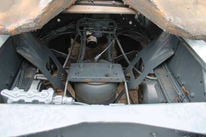 Standart-SZM Scania R560 V8 + manual + ADR + 6x2