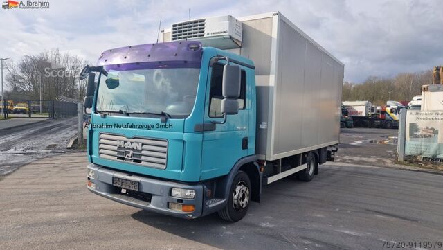 Ψυγείο φορτηγό MAN 8.180 Thermokingkühlung - 30 ° sauber, 3. Gang kratzt, voll fahrbereit