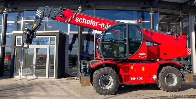 Sollevatore telescopico Magni RTH 6.25