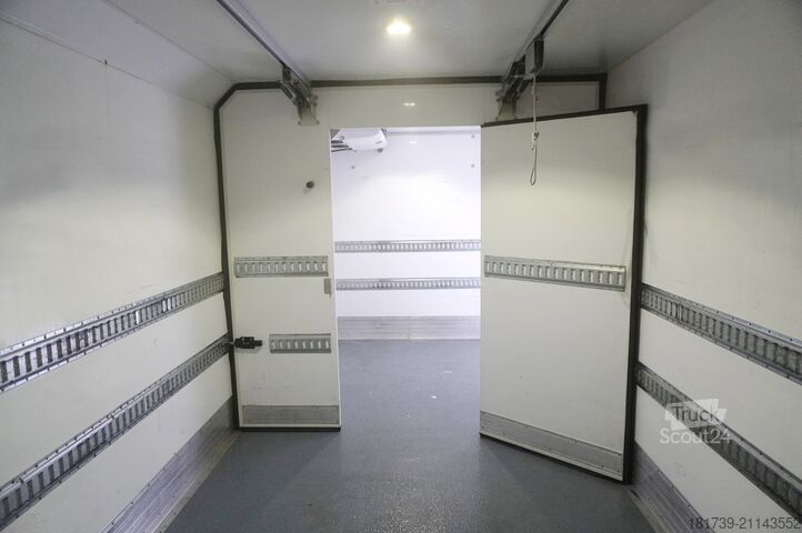 Kylaggregat med två temperaturzoner Renault D210 12T / Bitemperature Refrigerator