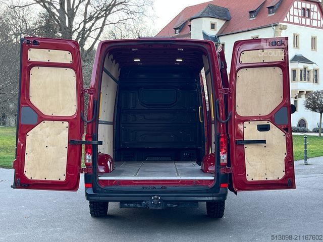 Vans ar augstu jumtu VOLKSWAGEN CRAFTER 177 PS 4 MOTION OFFROAD REIFEN KLIMA