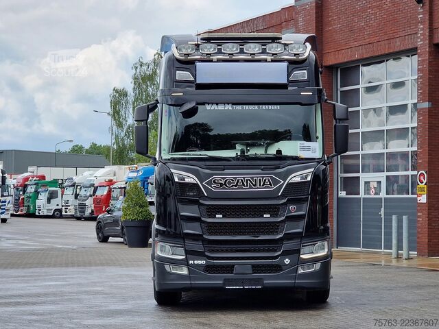  Scania R650 V8 NGS Highline 6x4 - Manual gearbox with ...