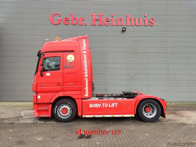  Mercedes-Benz Actros 1860 4x2 Megaspace