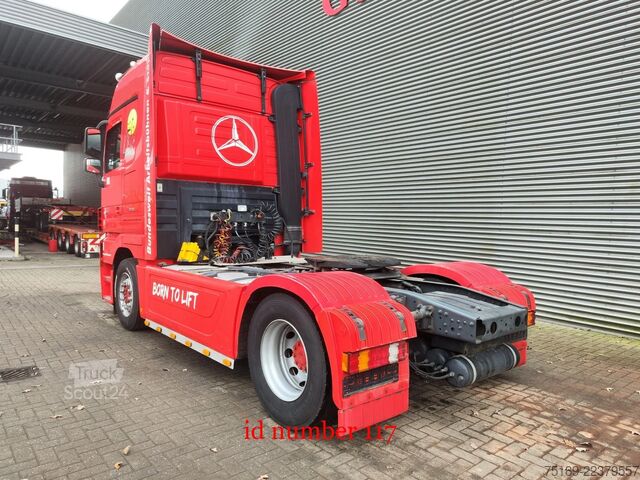  Mercedes-Benz Actros 1860 4x2 Megaspace