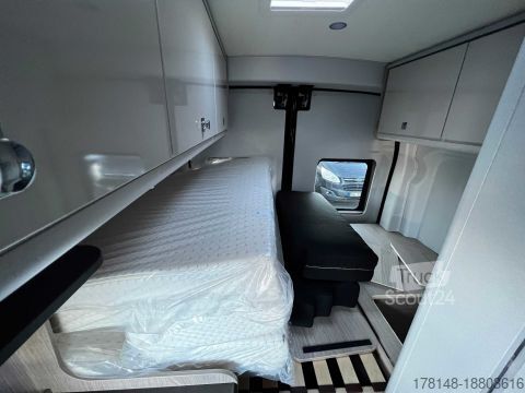 Автодім Bürstner Lineo C 550