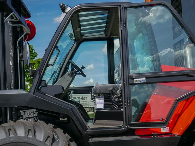 All-terrain forklift Manitou M 50-4