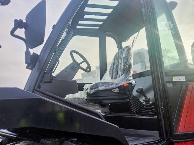 All-terrain forklift Manitou M 30-4