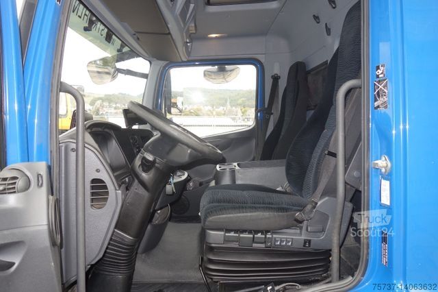 Transporter mit Pritsche & Plane MERCEDES-BENZ 821 L