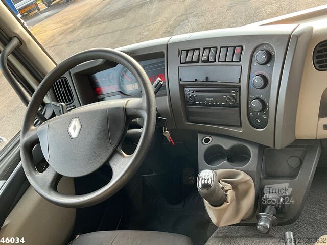 Autószállító furgon Renault MIDLUM 240-12 Autotransporter met oprijrampen