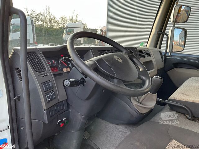 Autószállító furgon Renault MIDLUM 240-12 Autotransporter met oprijrampen