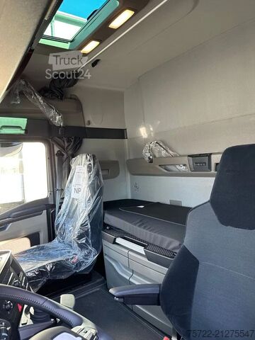 Fahrgestell mit Fahrerhaus MAN TGX 33.520 6x4 BL Fahrgestell 4500mm SOFORT