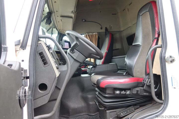 Maleta Volvo FM Volvo FM 420 6x2 Stuur-As L.Z.V uitvoering