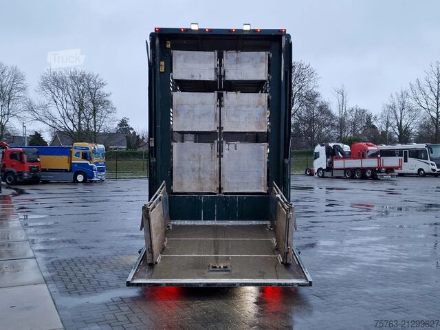Transporte de ganado DAF XF 440 SuperSpaceCab 6x2*4 - Cuppers 1-2-3 deck...