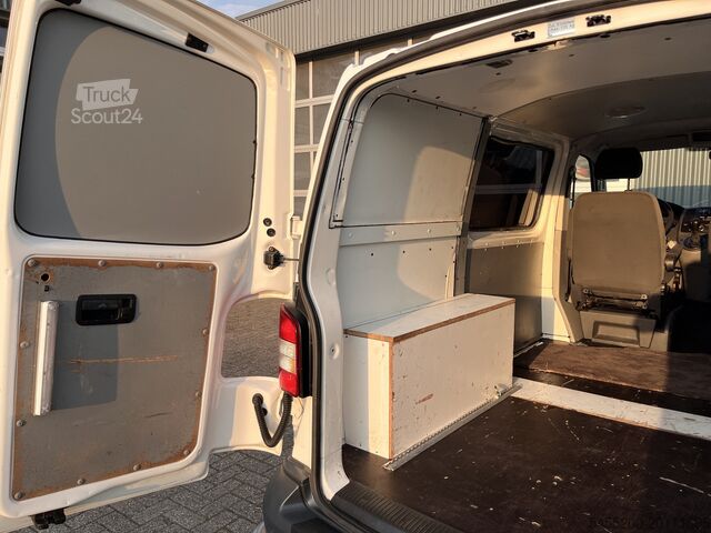 Kombi z wysokim dachem Volkswagen Transporter 2.0 TDI L1H1 Marge Btw vrij 140pk D...