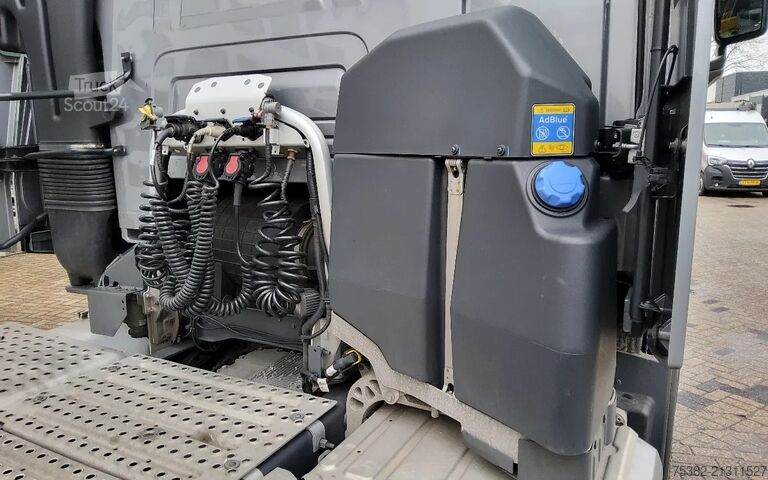 Стандарт-СЗМ Renault T480 6x2 13 LITER - GESTUURDE PUSHER - 70 TON -...