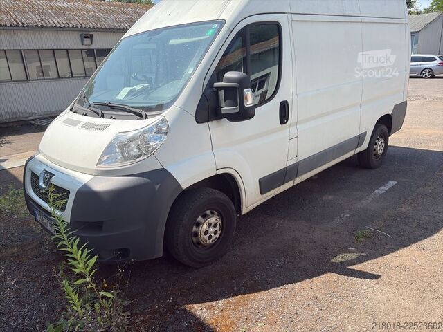 Furgão de painéis Peugeot Boxer