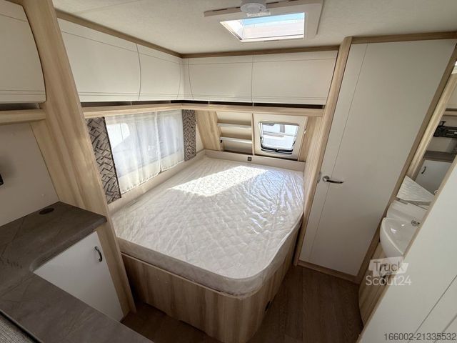 Campingvogn HOBBY De Luxe 560 KMFe 3-er Etagenbett 2.000 kg