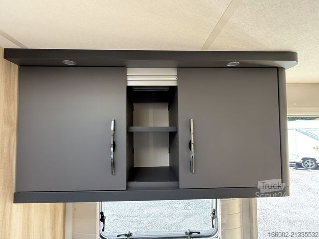 Campingvogn HOBBY De Luxe 560 KMFe 3-er Etagenbett 2.000 kg