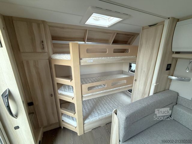 Campingvogn HOBBY De Luxe 560 KMFe 3-er Etagenbett 2.000 kg