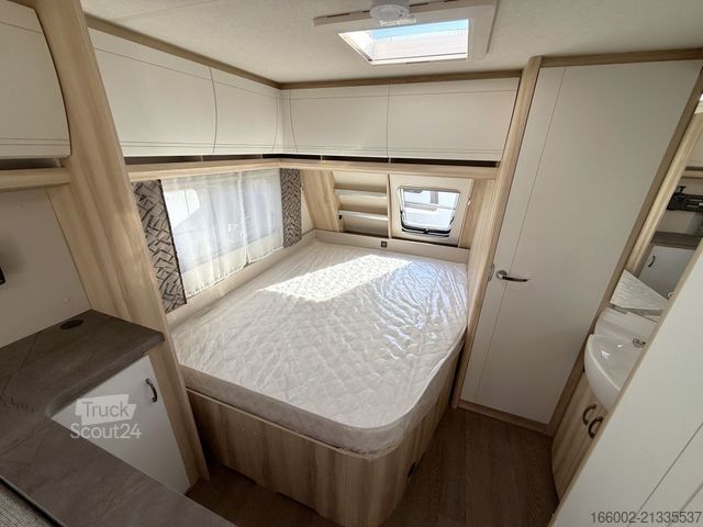 Campingvogn HOBBY De Luxe 560 KMFe 2000 kg LAST CALL