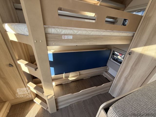 Campingvogn HOBBY De Luxe 560 KMFe 2000 kg LAST CALL