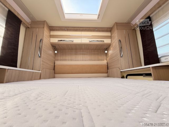 Camping-car intégral MOBILVETTA K-Yacht Tekno Line 89 *Queensbett-Hubbett*