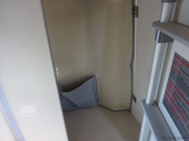 Autocaravana FORD Nugget 185PS Autm. Aufstelldach Markise AHK Xeno