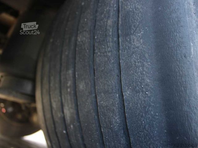 Auflieger mit Pritsche & Plane SCHMITZ CARGOBULL CARGOBULL SCB S3T, LOWDECK, LIFTING AXLE